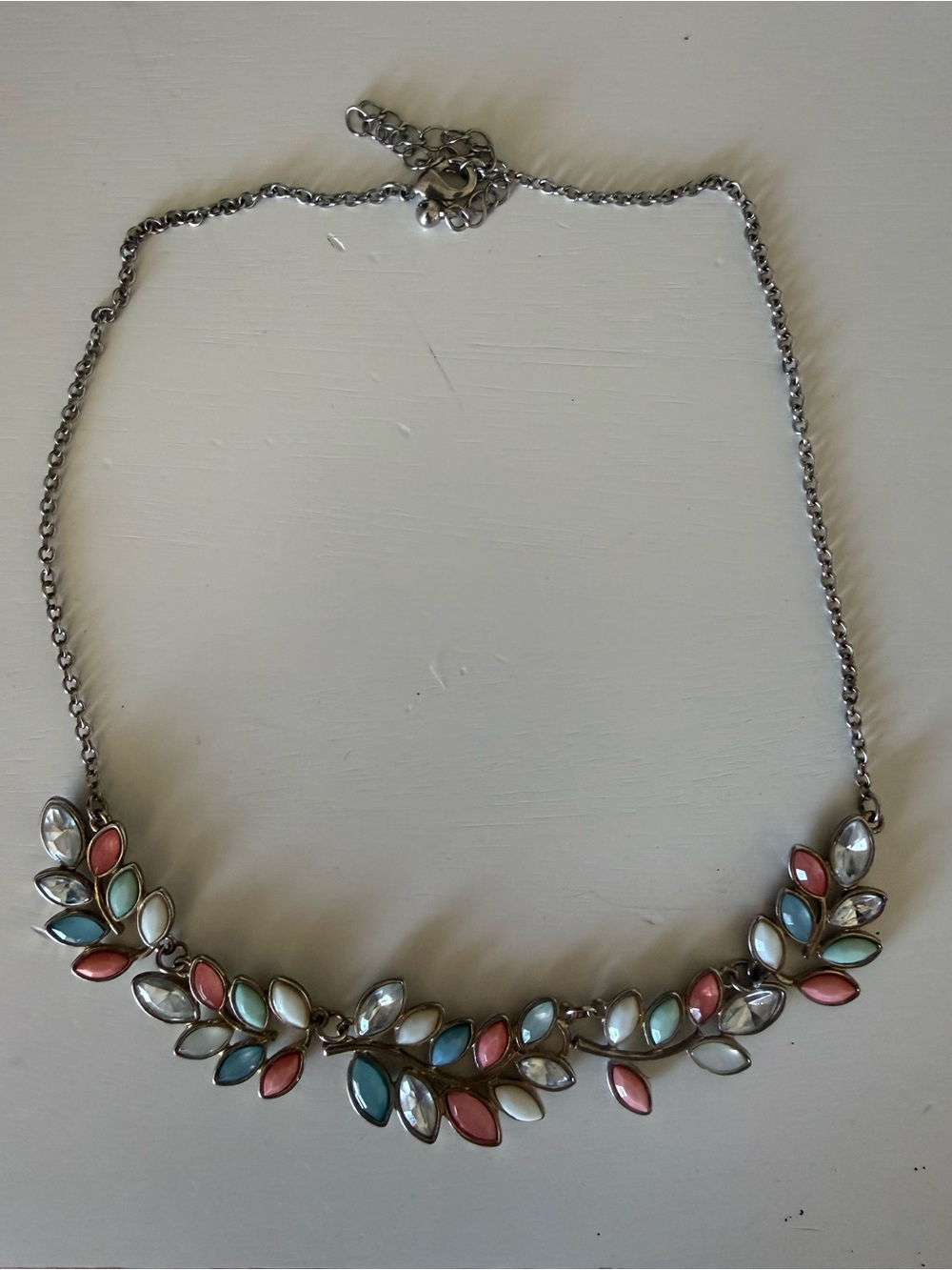 Delicate Multicolor Leaf Statement Necklace